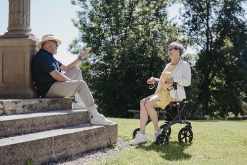 Zitten op Saljol Allround rollator