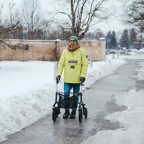 Veilig door herfst en winter met een rollator